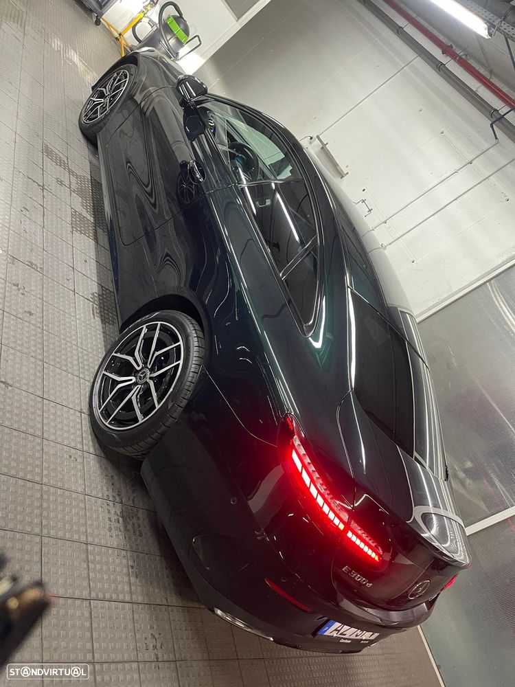 Mercedes-Benz E 300 - 25