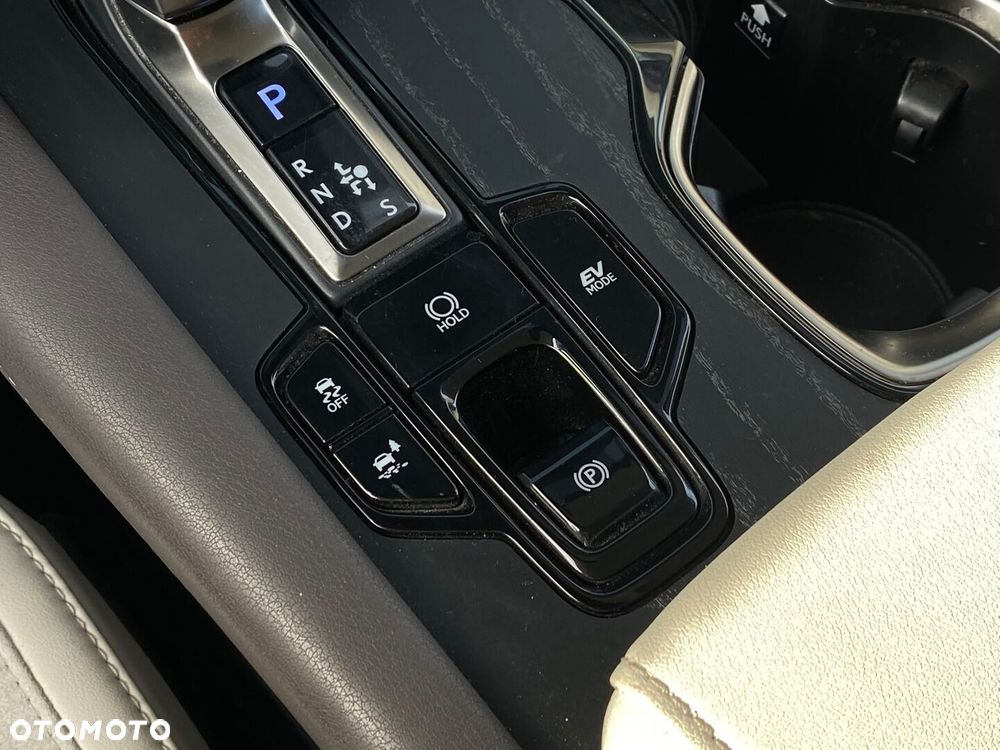 Lexus RX - 22