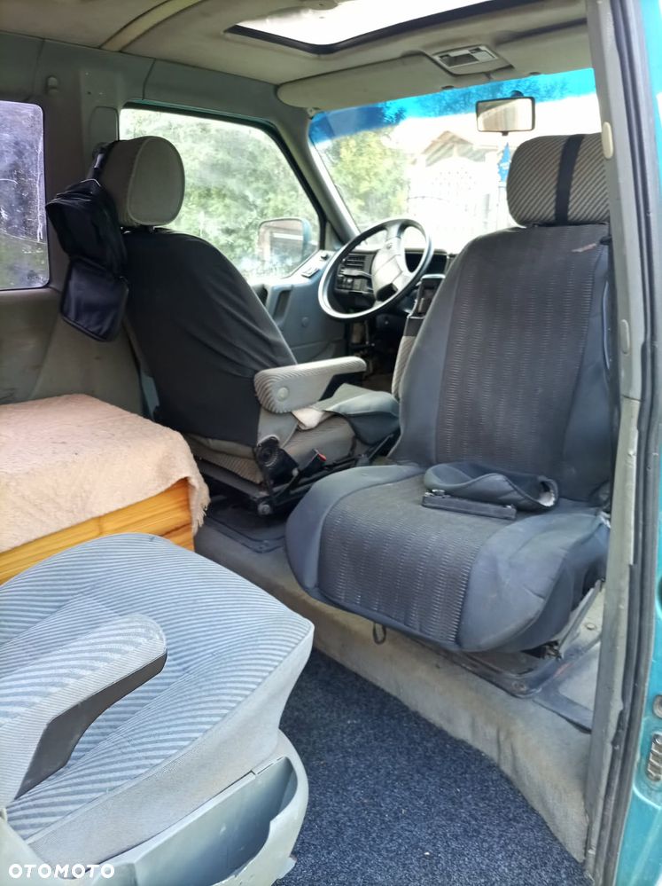 Volkswagen Transporter - 3