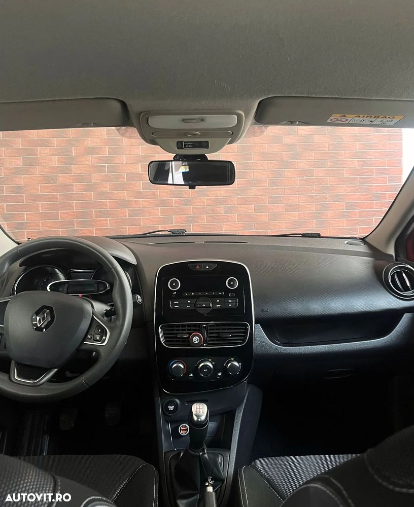 Renault Clio - 5