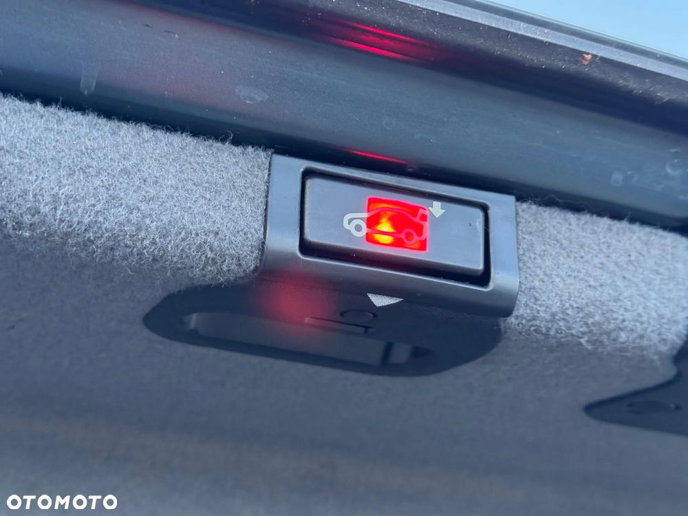 BMW Seria 7 750i - 4