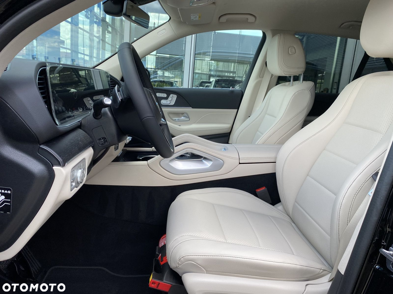 Mercedes-Benz GLE - 11