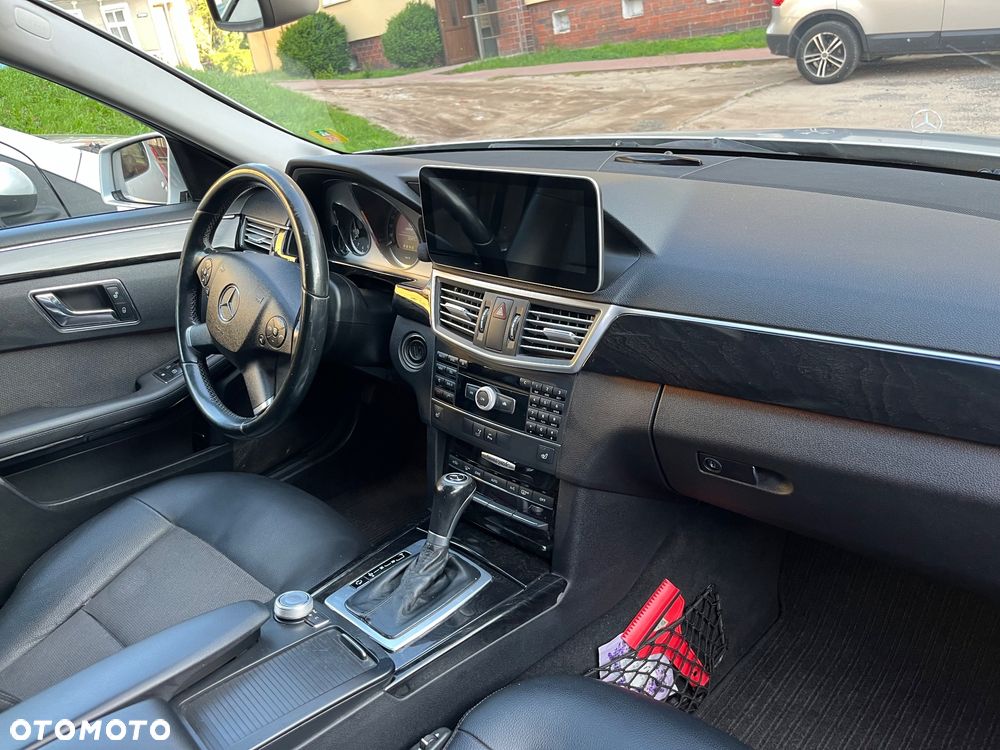 Mercedes-Benz Klasa E 220 CDI BlueEff Avantgarde - 9