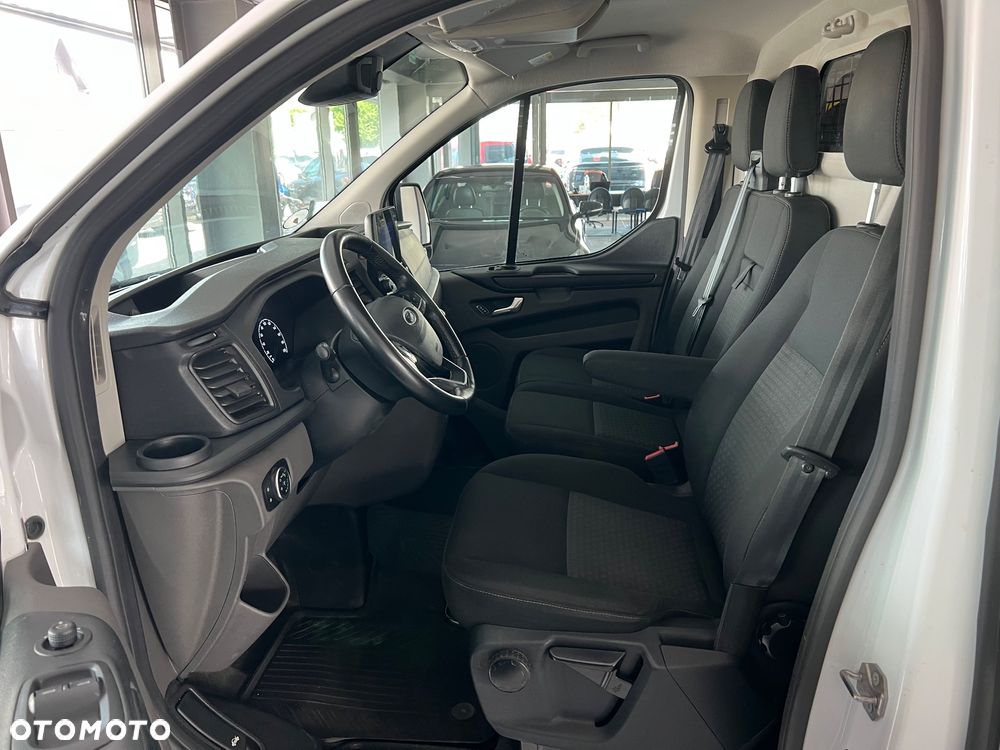 Ford Transit Custom - 24