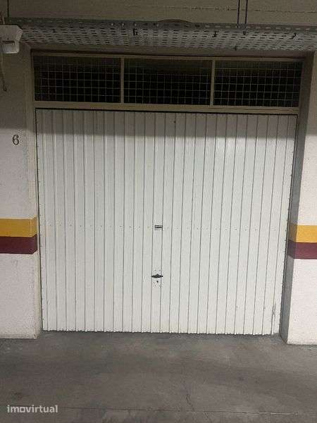 Alugo Garagem 19m² - Grande imagem: 5/6