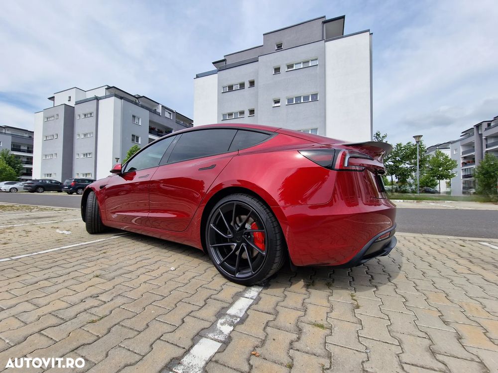 Tesla Model 3 Langstreckenbatterie Allradantrieb Dual Motor Performance - 4