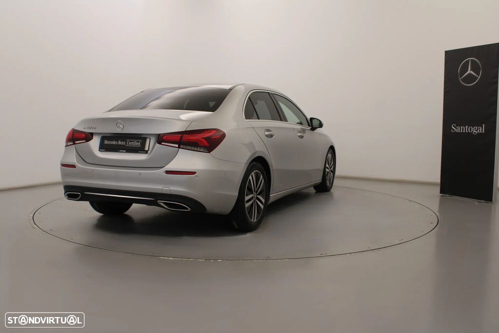 Mercedes-Benz A 180 Limousine d Progressive Aut. - 7