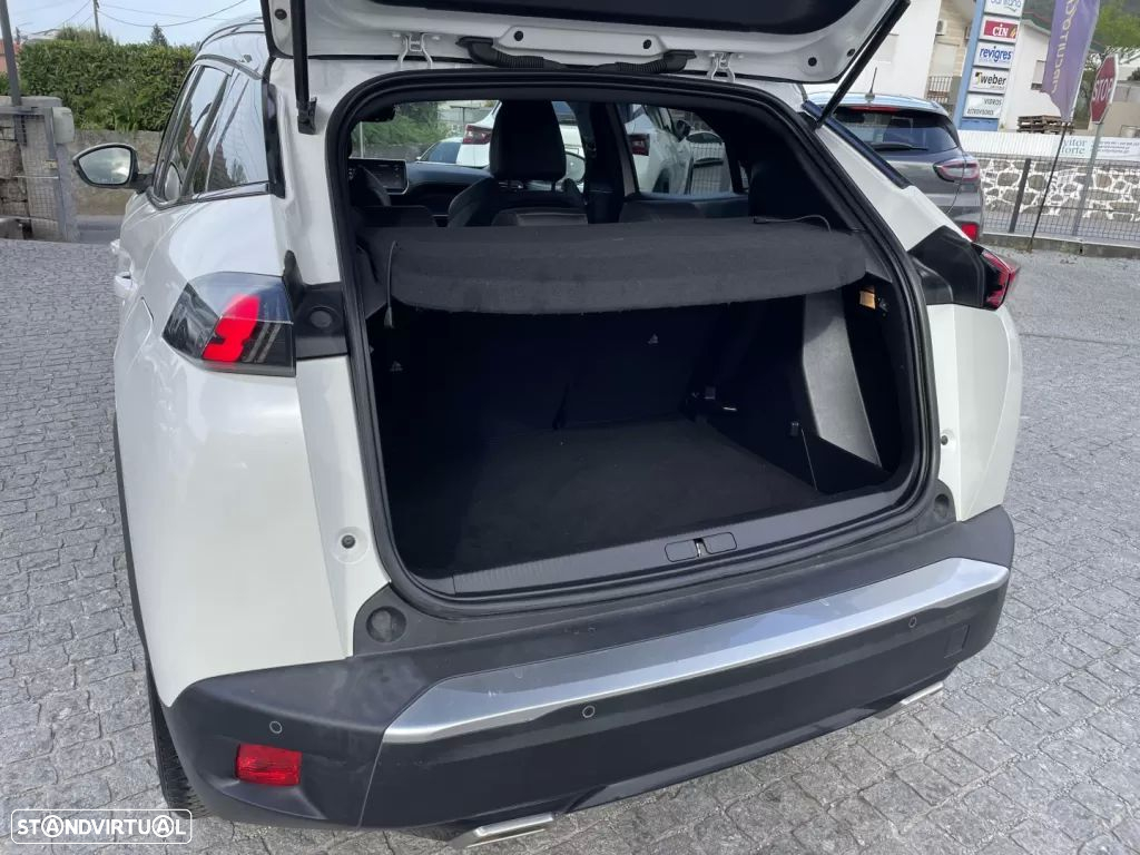 Peugeot 2008 1.2 PureTech GT Line EAT8 - 28