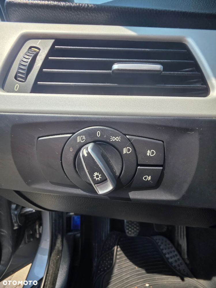 BMW Seria 3 - 17
