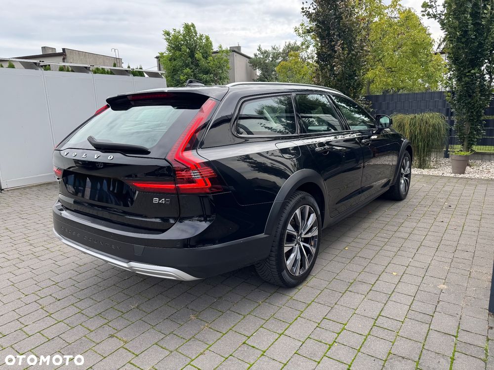Volvo V90 Cross Country B4 D AWD Ultimate - 11