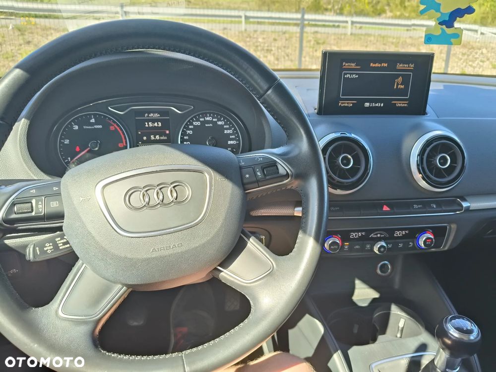 Audi A3 Sportback 1.6 TDI ultra Attraction - 9