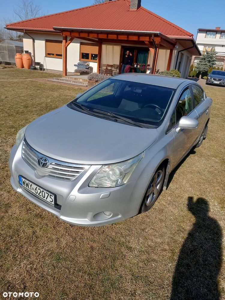 Toyota Avensis 2.0 D-4D - 1