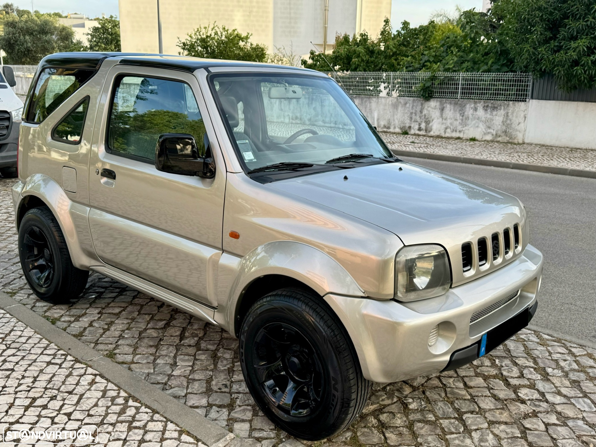 Suzuki Jimny - 21
