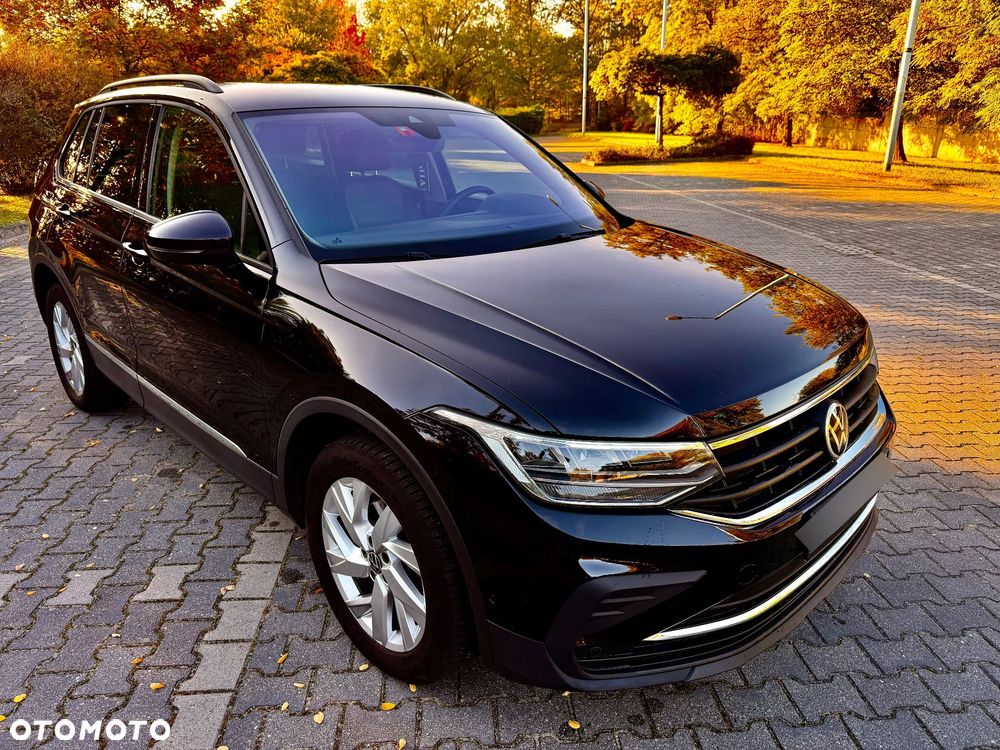Volkswagen Tiguan - 4