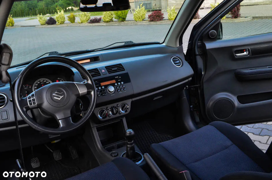 Suzuki Swift 1.3 4x4 Comfort - 40