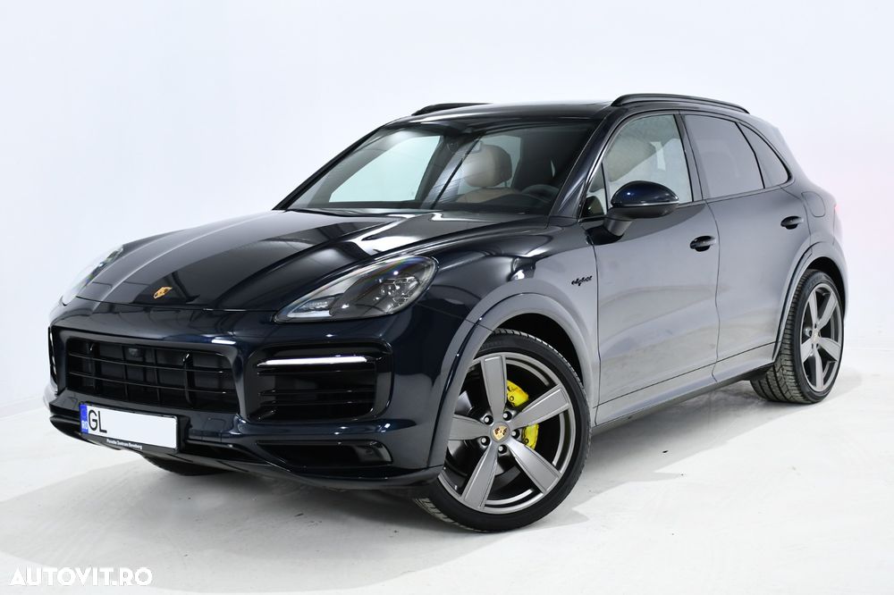 Porsche Cayenne Standard - 3