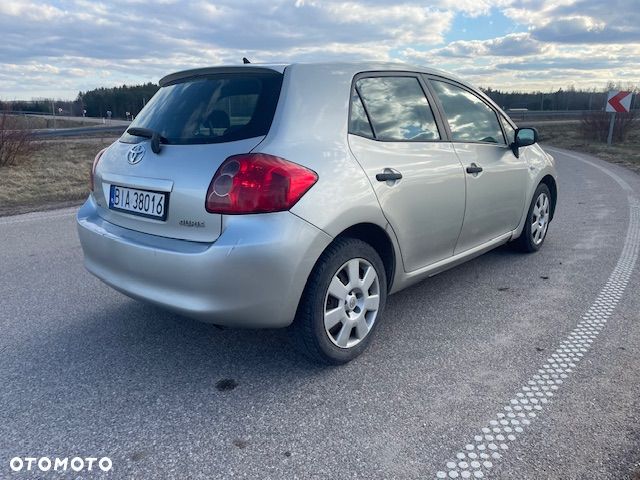 Toyota Auris 1.6 VVT-i Prestige - 3