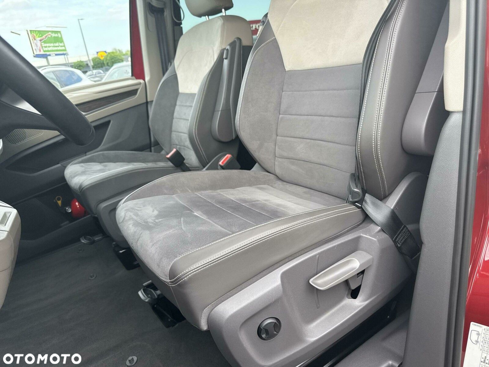 Volkswagen Multivan 2.0 TDI L1 Style DSG - 12