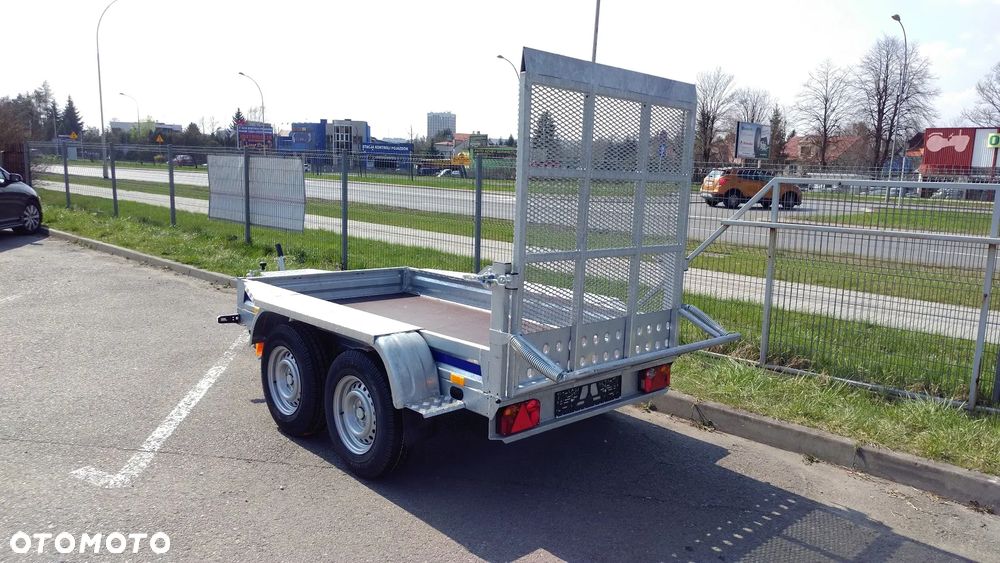 Wiola B2730 pod minikoparkę - 2