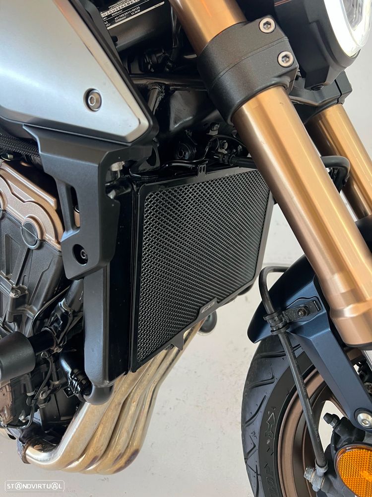Honda CB 650R - 10