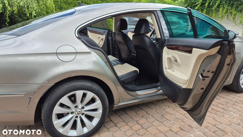 Volkswagen Passat CC - 14