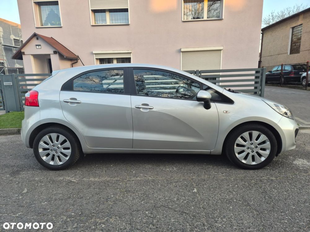 Kia Rio 1.2 Edition 7 - 4