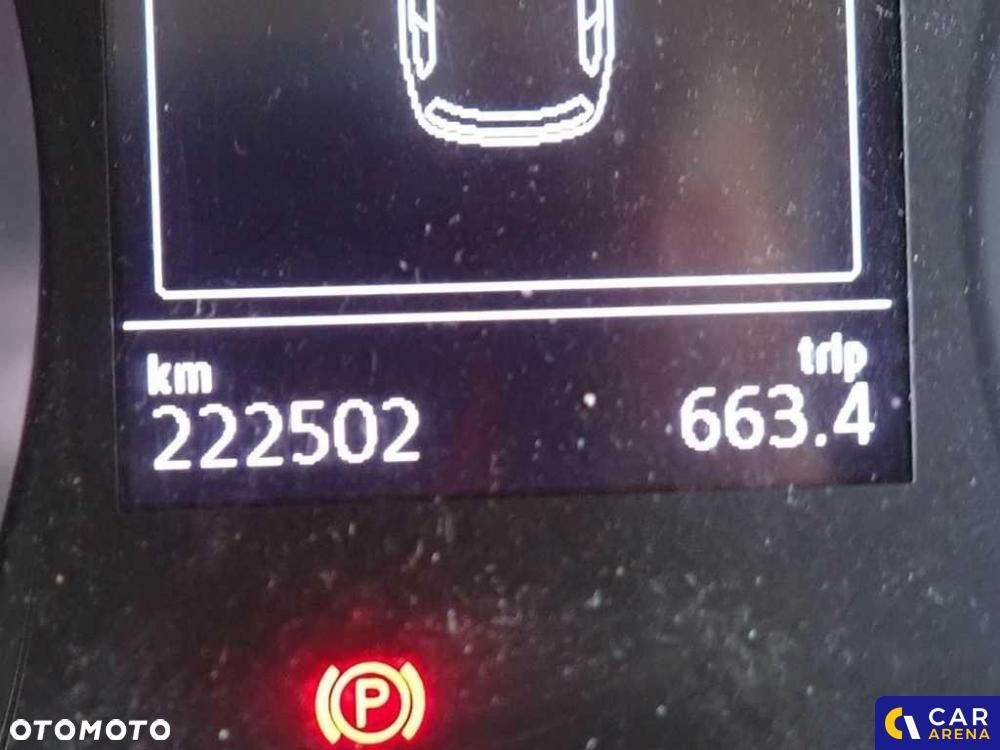 Volkswagen Golf - 10