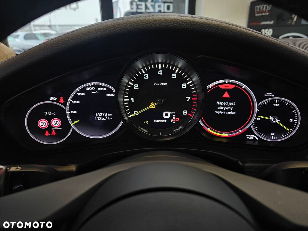 Porsche Panamera - 39