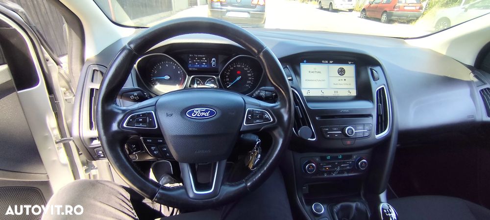 Ford Focus 1.0 EcoBoost ST-Line - 14