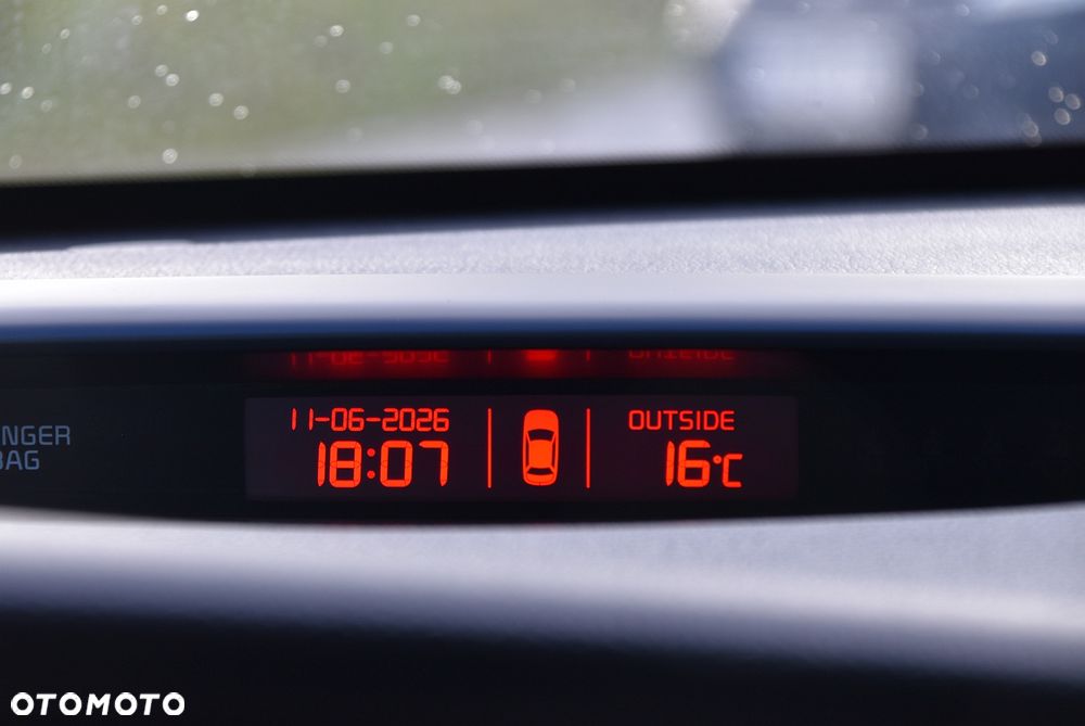 Kia Ceed - 30