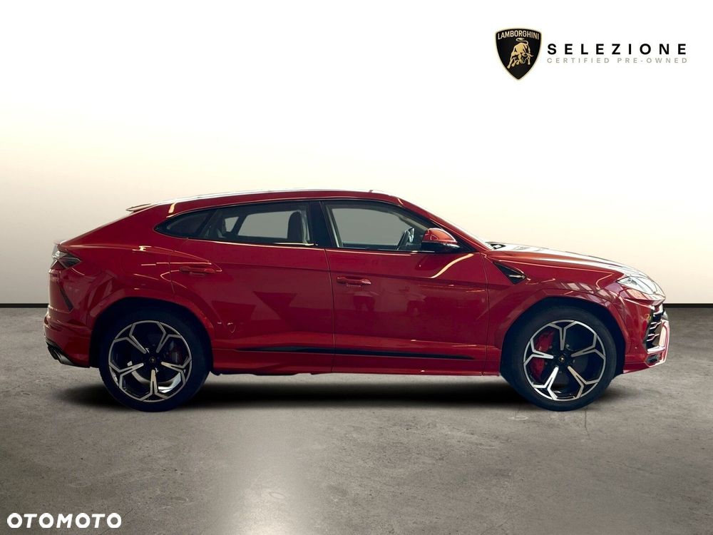 Lamborghini Urus - 3