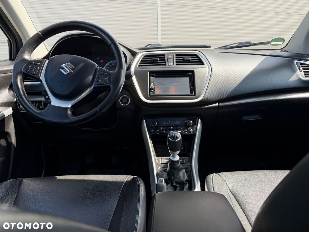 Suzuki SX4 S-Cross 1.6 DDiS 4x4 limited+ - 35