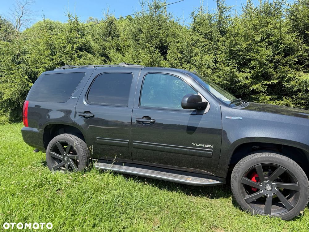 GMC Yukon - 3