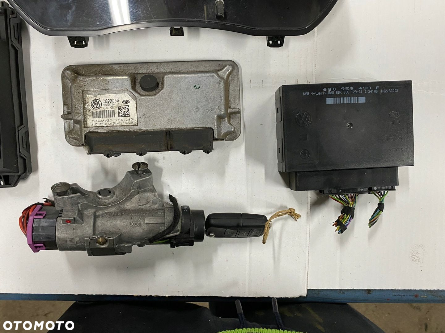 VOLKSWAGEN POLO 9N IV FL LIFT ZESTAW STARTOWY IMO KOMPLET DO ODPALENIA 1.4 - 4
