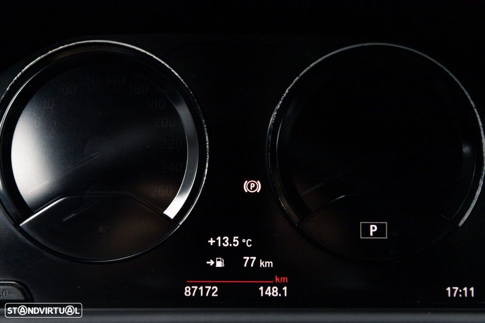 BMW 218 Active Tourer i Advantage Auto - 27