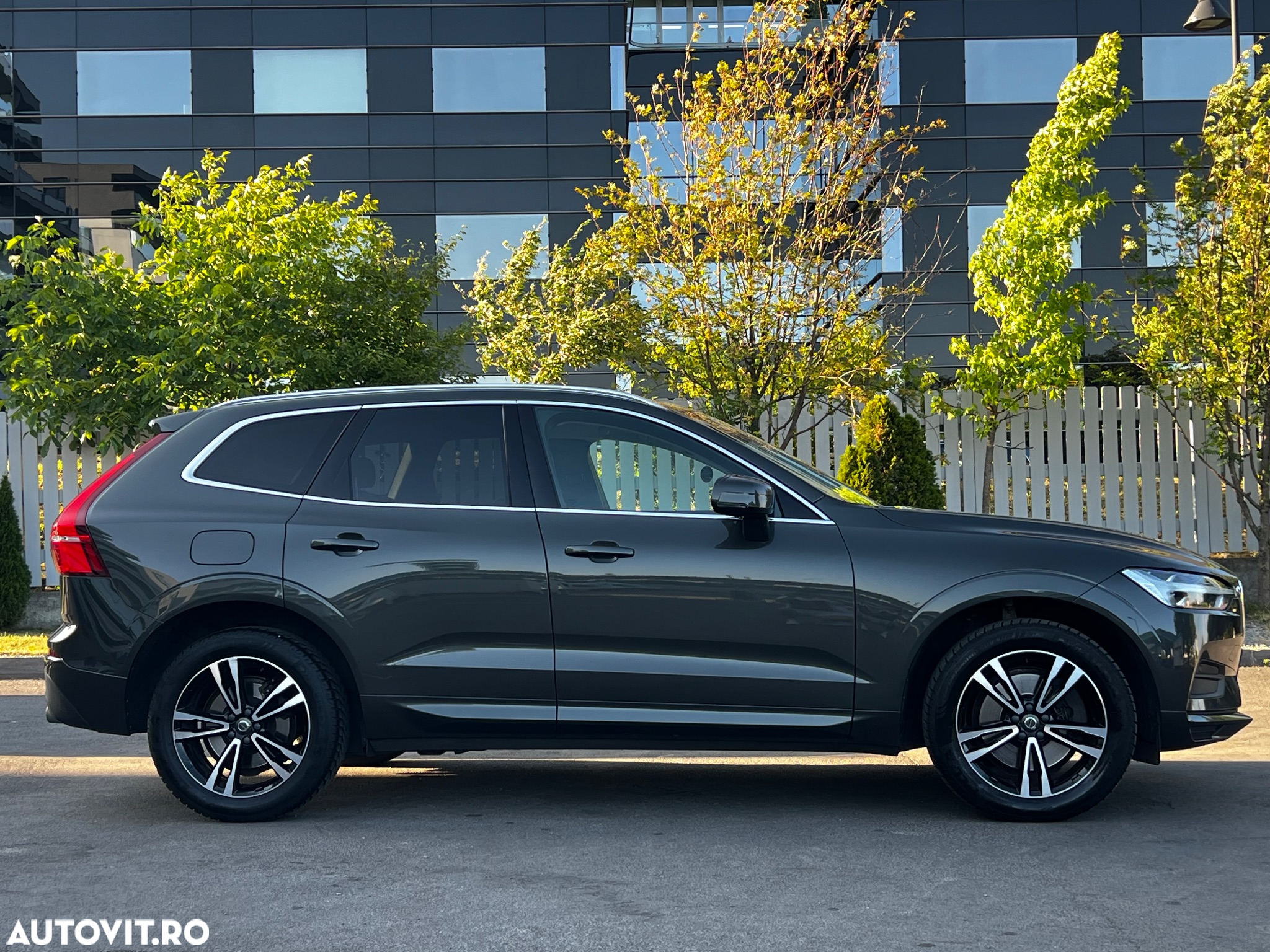Volvo XC 60 D4 Geartronic Momentum Pro - 23