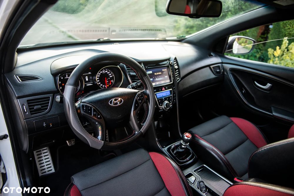 Hyundai i30 1.6 T GDI Turbo - 19