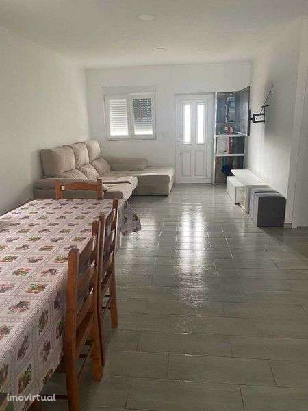 Moradia com excelente potencial no Pinhal das Formas – Quinta do Anjo - Grande imagem: 3/12