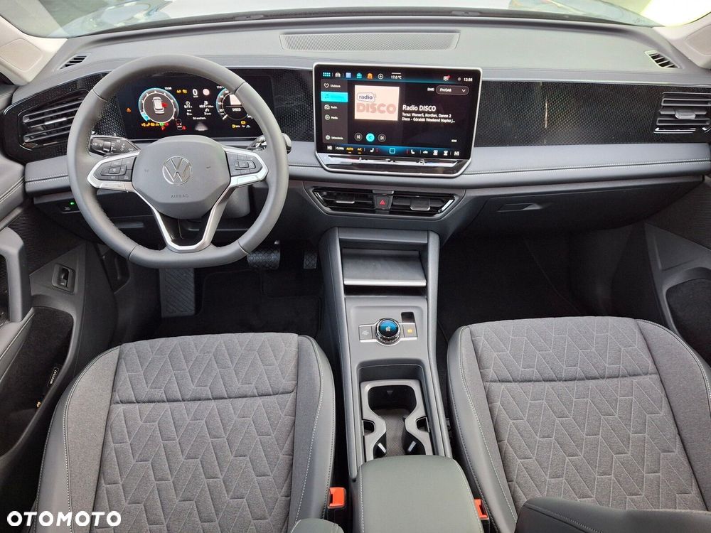 Volkswagen Tiguan - 24