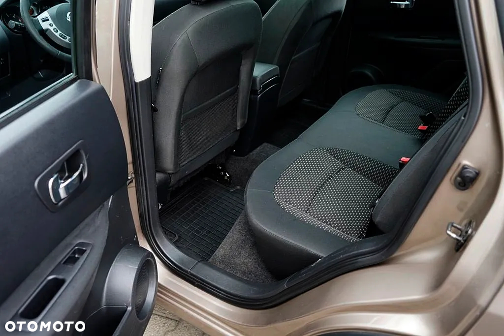 Nissan Qashqai - 16