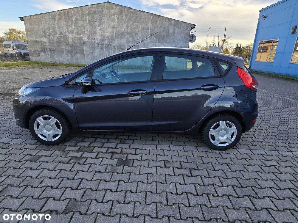 Ford Fiesta 1.25 Trend - 11