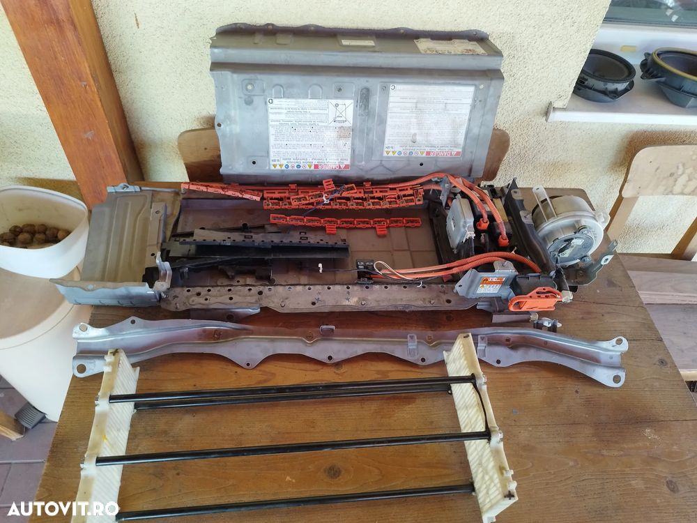 Vand baterie Toyota Prius 3 + o carcasa completa - 8