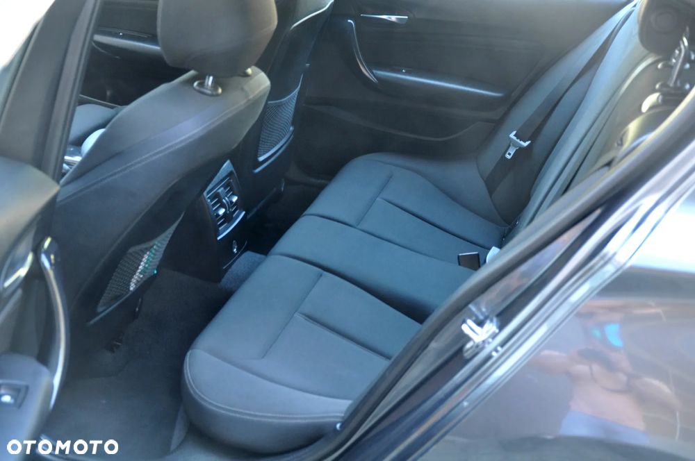 BMW Seria 1 116d DPF Edition Sport - 23