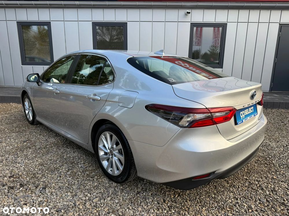 Toyota Camry 2.5 Hybrid Comfort CVT - 3