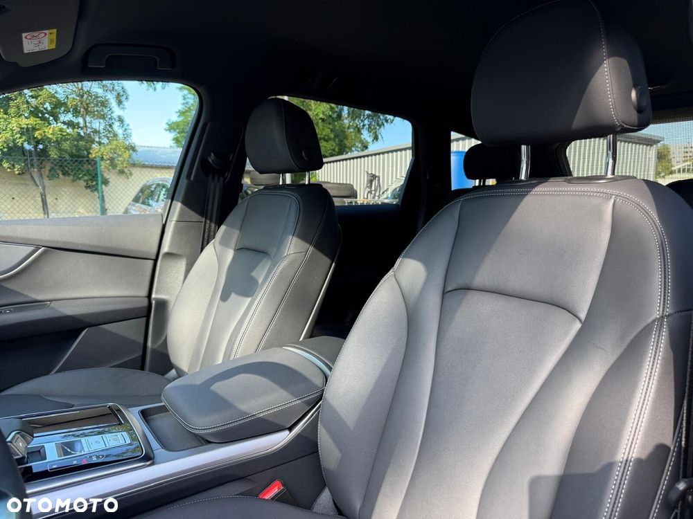 Audi Q7 - 9
