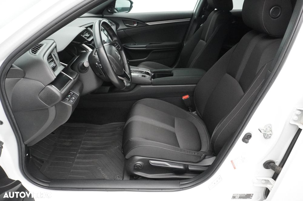 Honda Civic 1.5 VTEC Turbo CVT Sport - 9