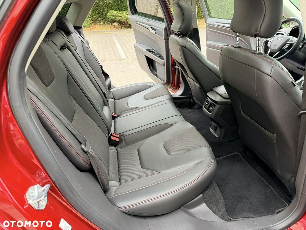 Ford Mondeo - 27