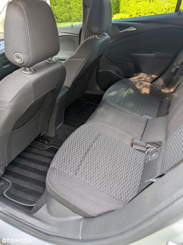 Opel Astra 1.4 T Dynamic S&S - 15