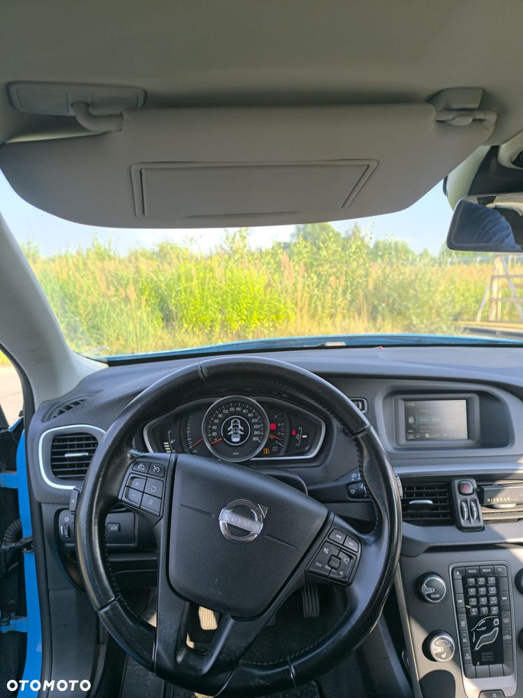 Volvo V40 D2 Kinetic - 21