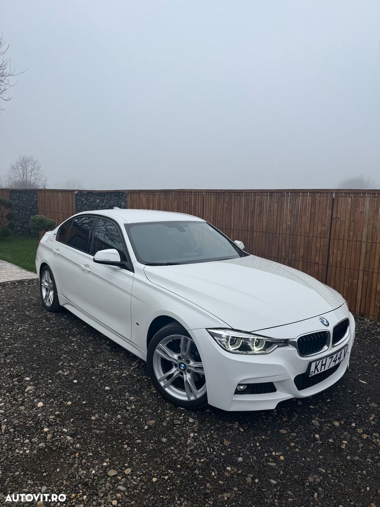 BMW Seria 3 330e iPerformance M Sport - 3